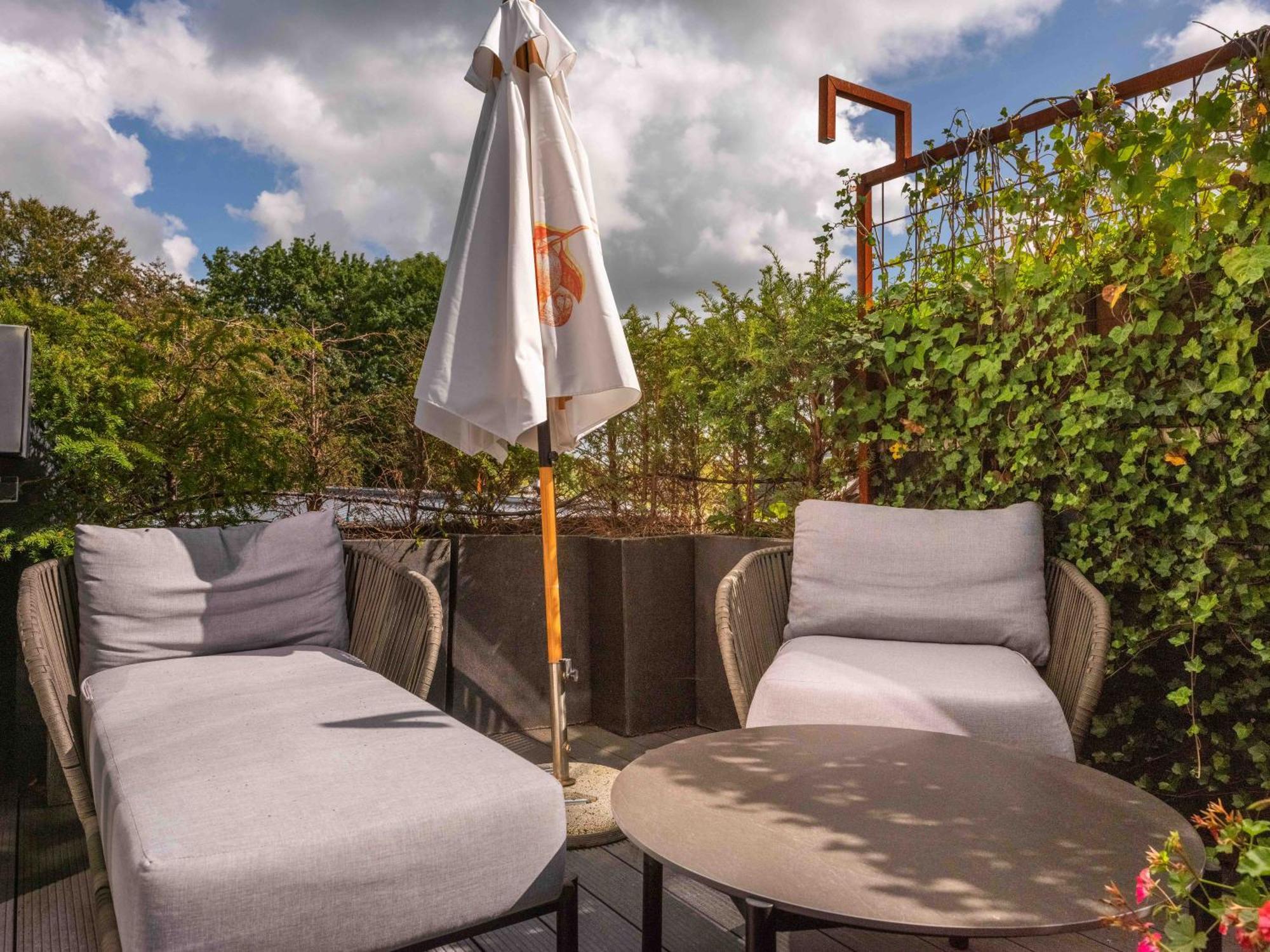 Restaurant Hotel Merlet Schoorl Exterior photo