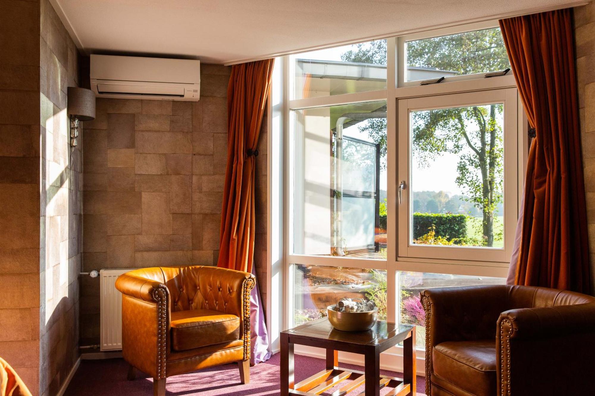 Restaurant Hotel Merlet Schoorl Exterior photo